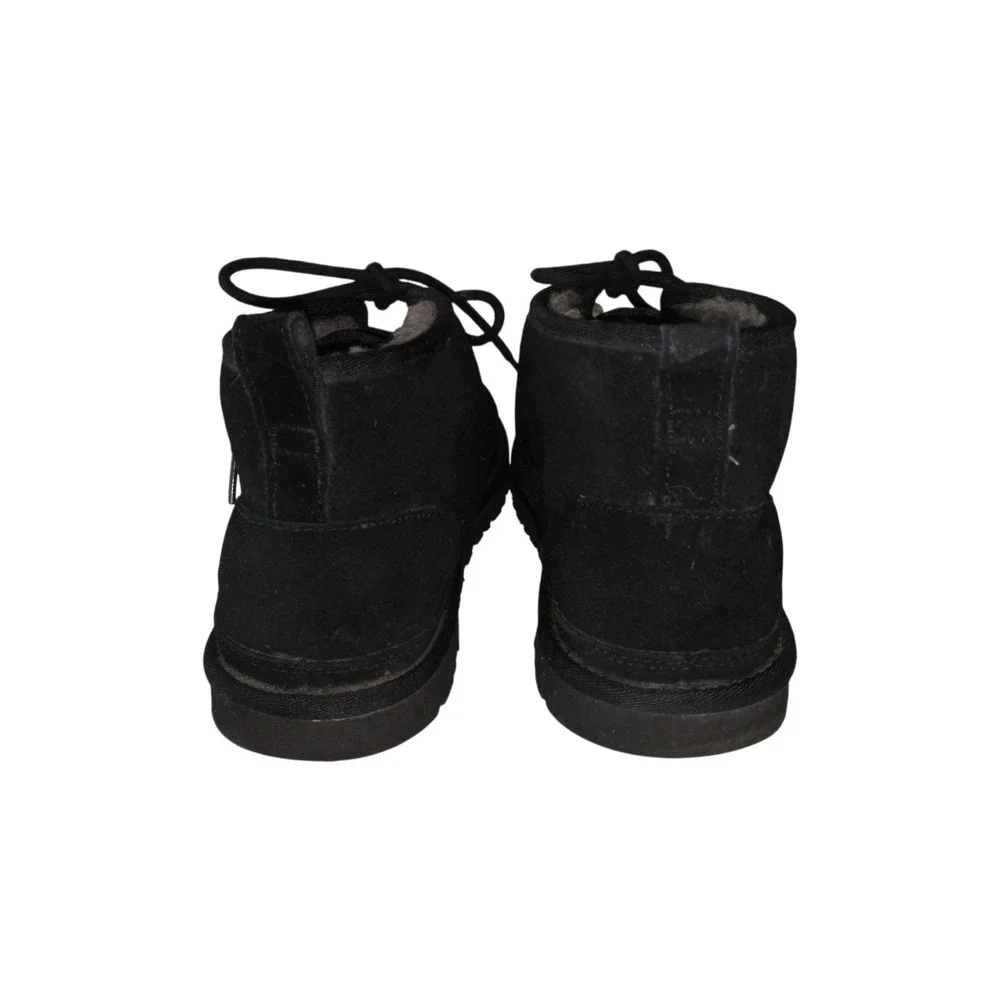 UGG Australia Neumel Chukka Boot for Men, Size 10- Black